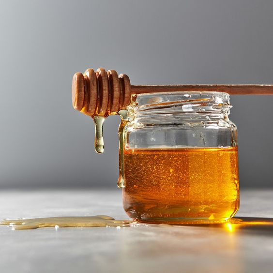 Le Miel, ingrédient naturel et magique pour une chevelure éclatante !