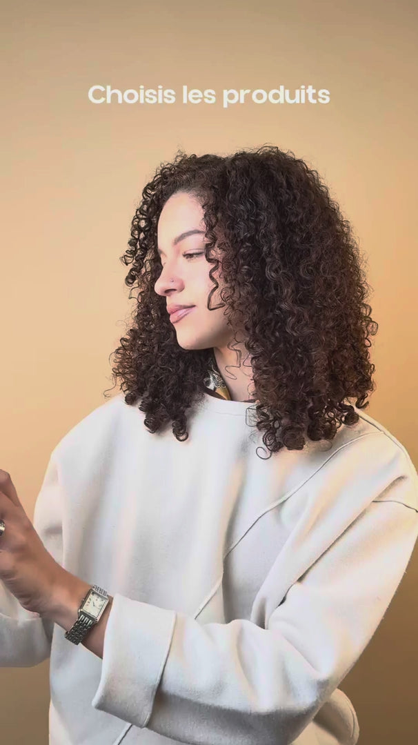 Vidéo du Coffret Édition des Fêtes Kalia Nature. Choisis les produits adaptés à ta texture que tu sois ondulé, bouclé, frisé ou crépu.